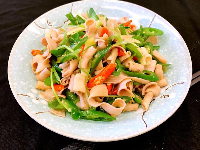 教你爽口美味的脆爆鸭肠,营养好吃超下饭,香到让人停不下筷子