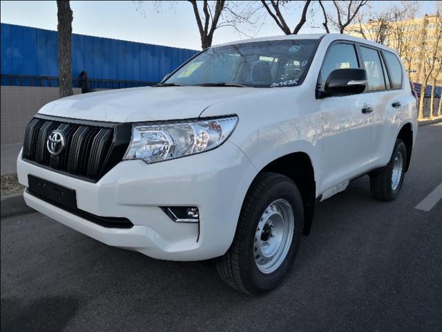 8t柴油版霸道实车配置详解,2.8t国内仅有这唯一一款配置