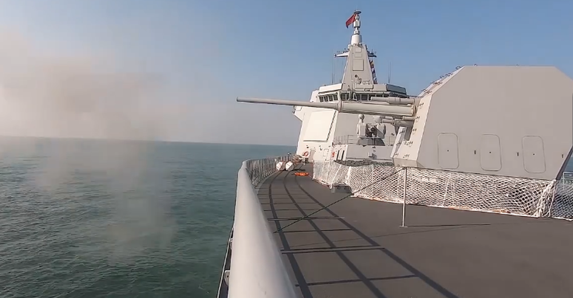 我国20兆瓦涡轮发电机投入使用或安装055大驱上可驱动电磁炮