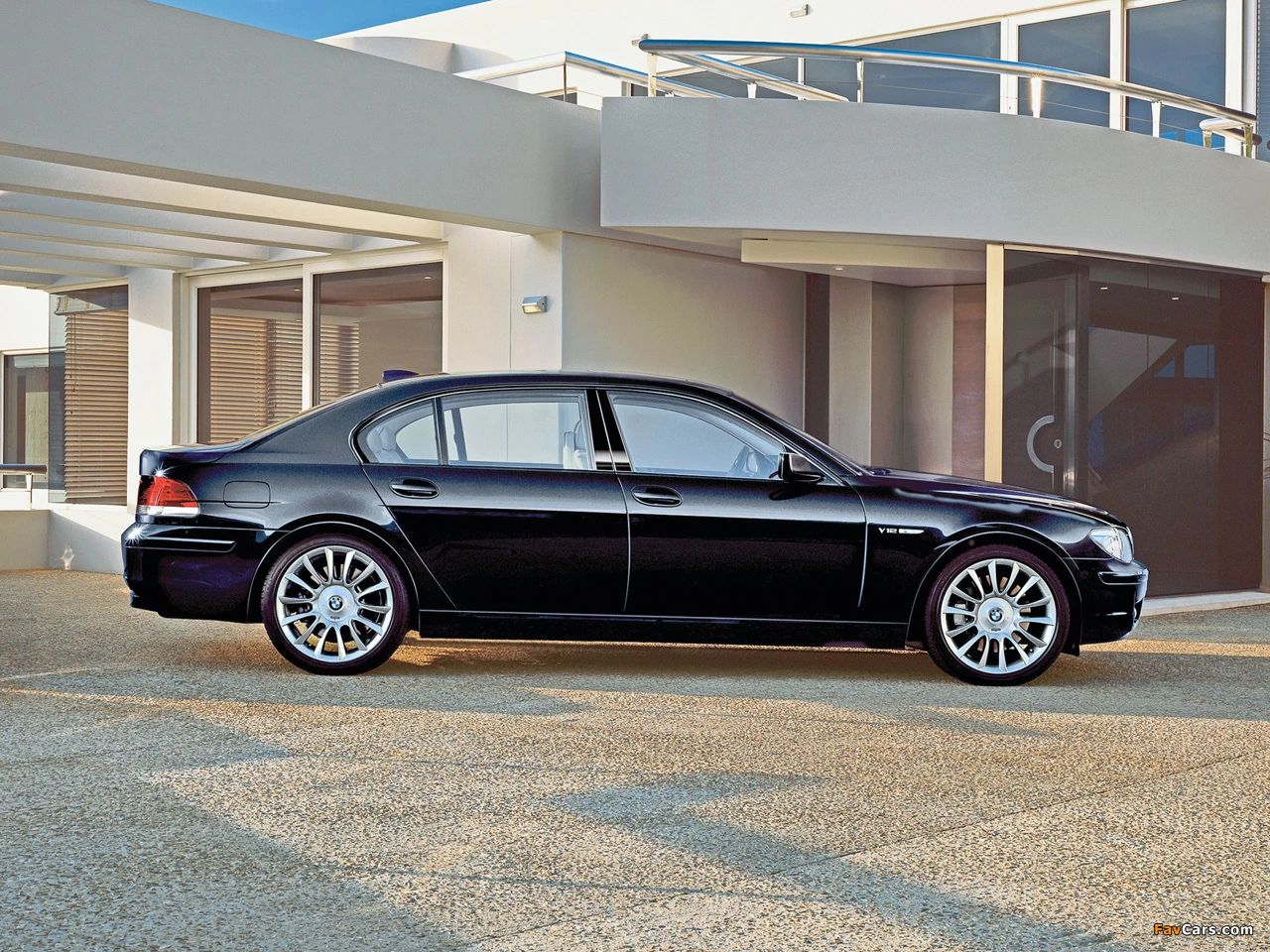 代号为6hp26的六速自动变速箱首先搭载于宝马e65/67系(配置|询价)上