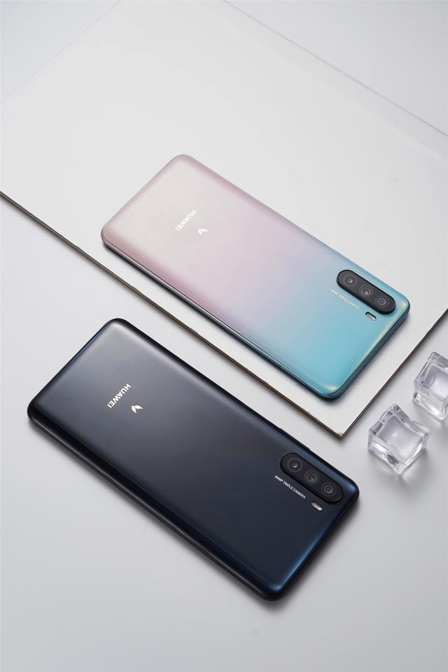 华为麦芒9樱雪晴空上手图赏5g网络超高颜值你来打个分