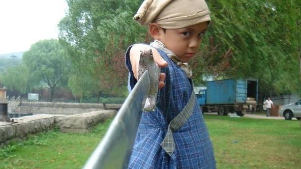 12年前演你爸,12年后又演你爸|邵兵|魔剑生死棋|吴磊_新浪新闻