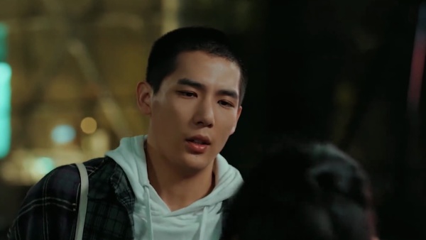 二十不惑段振宇远赴德国姜小果强势追夫段振宇感动落泪