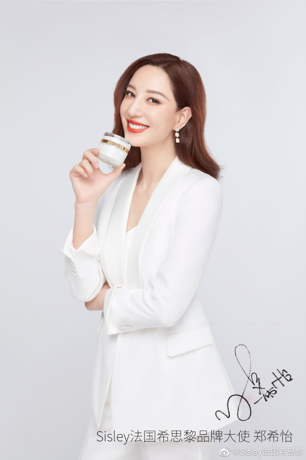 7位姐姐拿下8个代言30女明星吃到红利