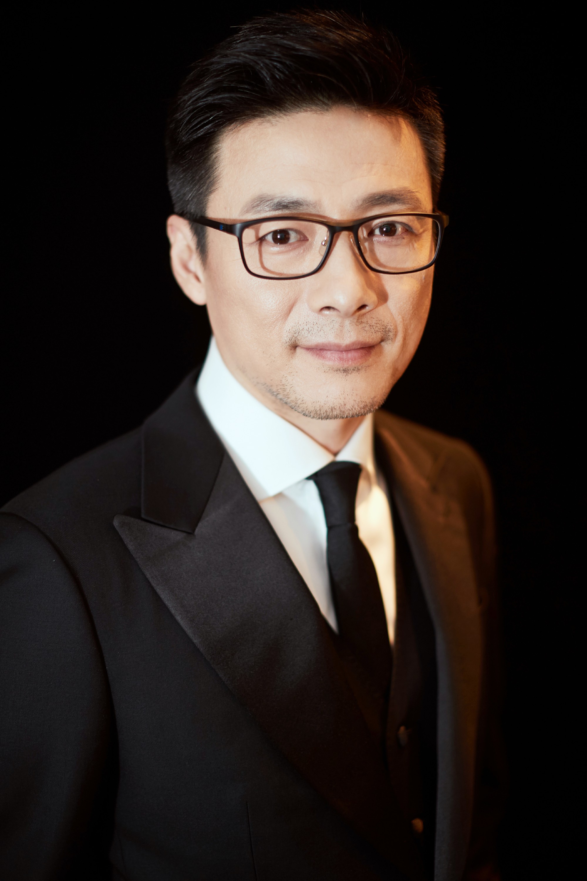 演员陈牧扬正式加盟斯年影视携手开展深度战略合作