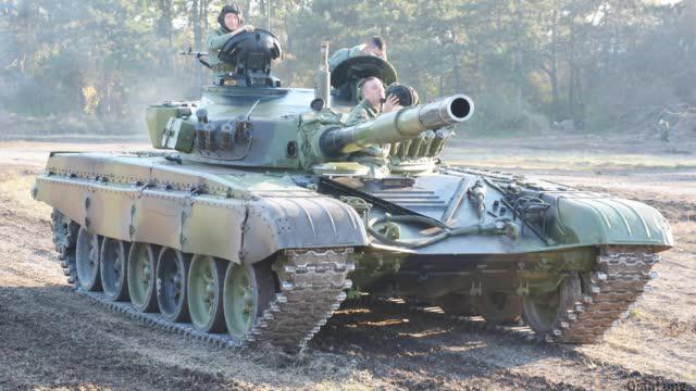 苏联坦克加入陶瓷,相当于600毫米钢装甲防护效果