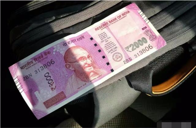 中国人赴印度旅游被称作是富豪,只因拿着二百元钱?