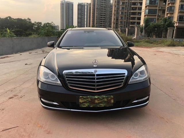 12款奔驰s500售价15万庄重奢华的外观深受各行业大佬的爱戴