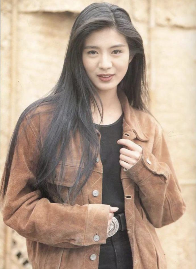 杨采妮帮他还债还苦等19年,为他拒绝吴奇隆,如今终于苦尽甘来!