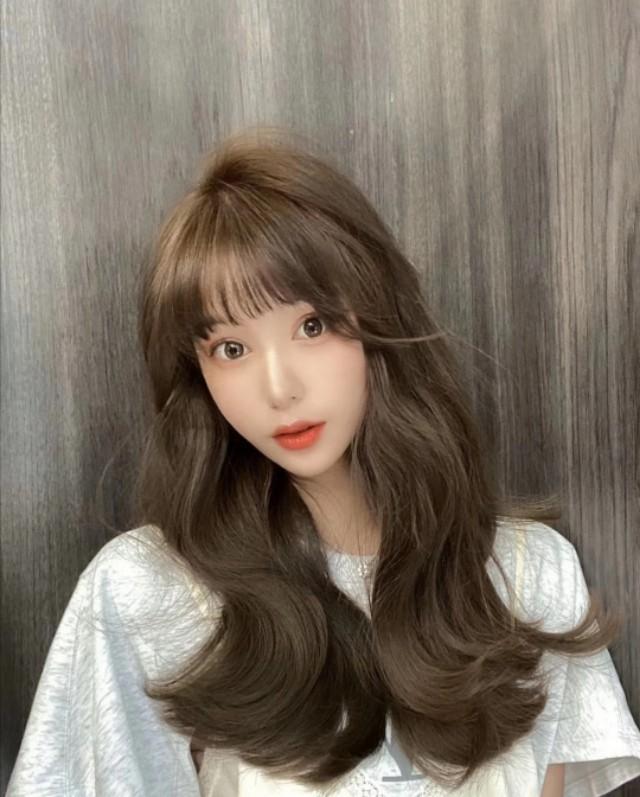 每个女孩都有一个大波浪发型的梦,只因大波浪卷更显女生温柔性感|大波浪|发型|性感_新浪新闻
