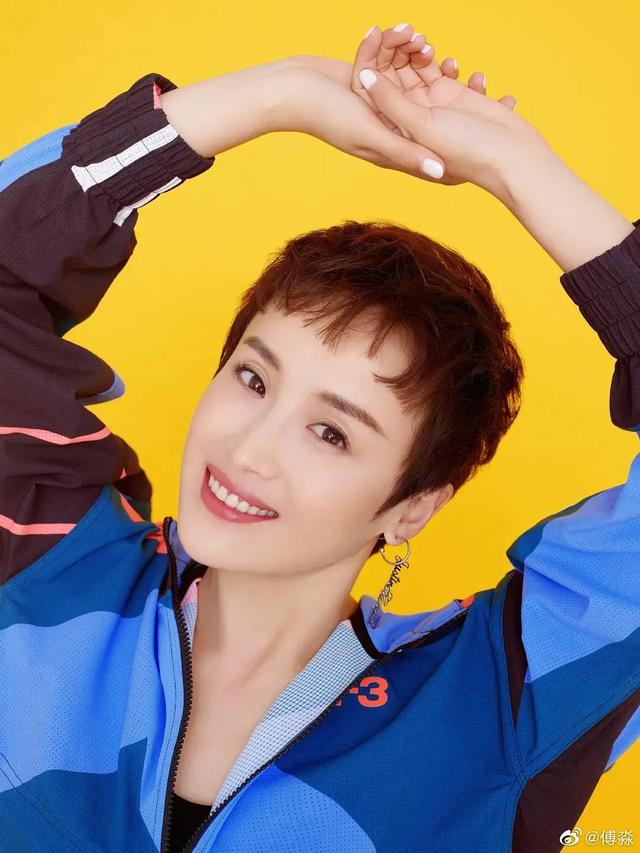 她在《三十而已》演n号角色,曾跟黄晓明潘粤明组cp|三十而已|傅淼|曹