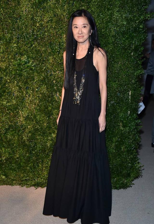 34岁奥运冠军与70岁富婆分手,今交富二代女友|富二代|王薇薇|伊万