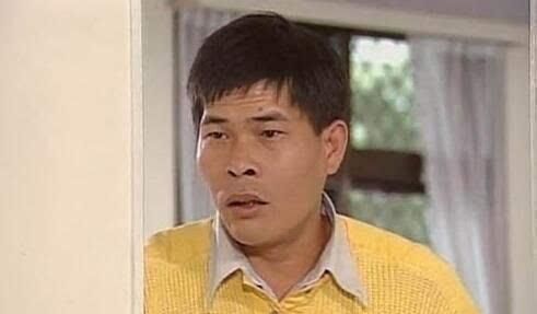 4亿,口袋仅剩500元|澎恰恰|记者会|破产_新浪新闻