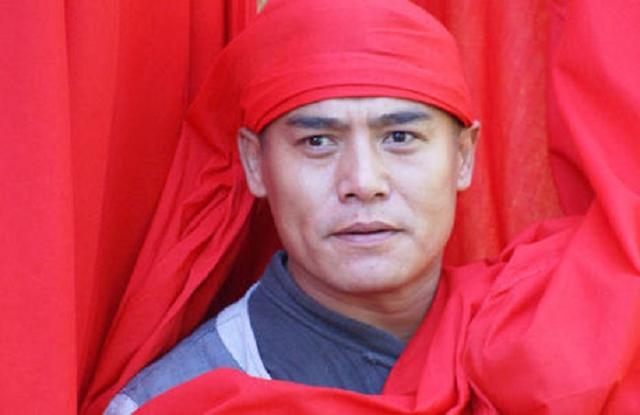 黑子张永刚:为何出道25年0绯闻?了解他和妻子的爱情后就懂了