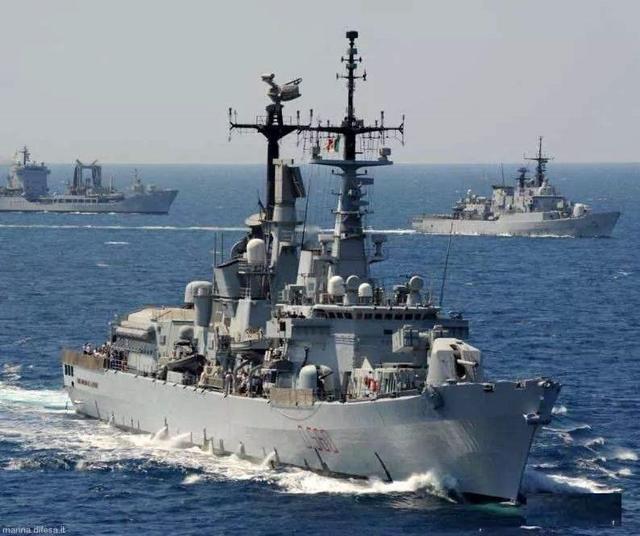 70年代中期需要多艘反潜驱逐舰该舰是意大利较早研制的"大胆"级驱逐舰
