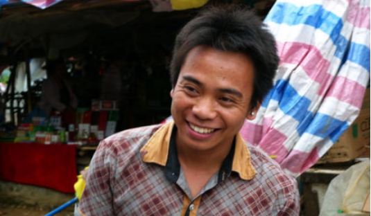 入赘中国5年的越南小伙回国后父母不敢信这还是我儿子吗