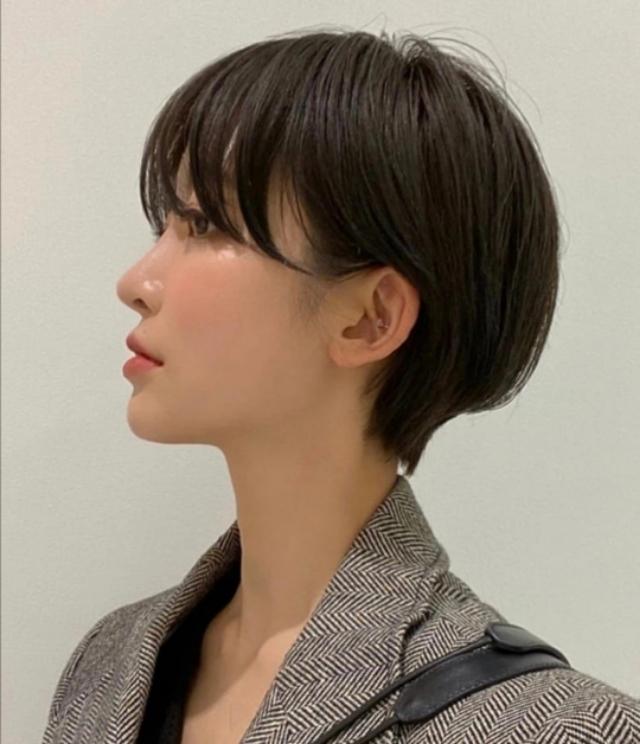 2020年可爱帅气的女生超短发发型