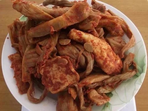 在江西鹰潭贵溪捺菜鲜香脆嫩酸中带甜甜中带辣你吃过吗