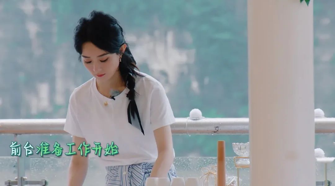 干活镜头"一剪没",还硬凹焦虑人设,请善待赵丽颖