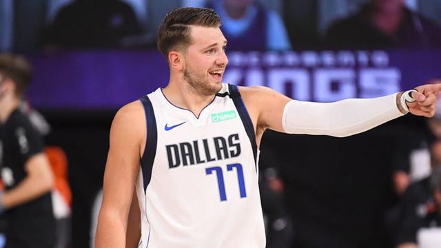 东契奇大号三双堪称完美独行侠多点开花季后赛真值得期待