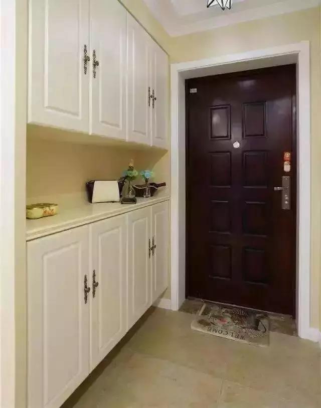 去朋友家串门一进门就被鞋柜惊艳到了真是漂亮又实用