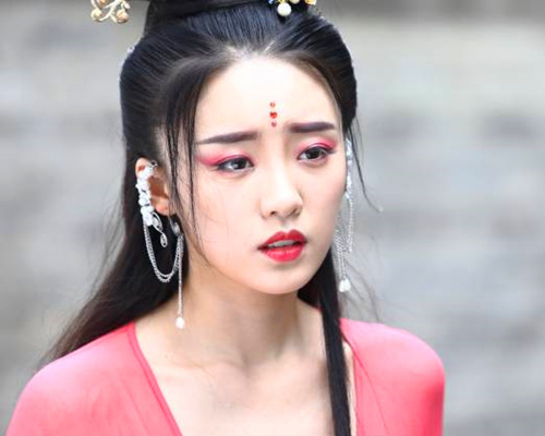 林有有张月跟青2马蜀君是队友如今的发展可谓天差地别