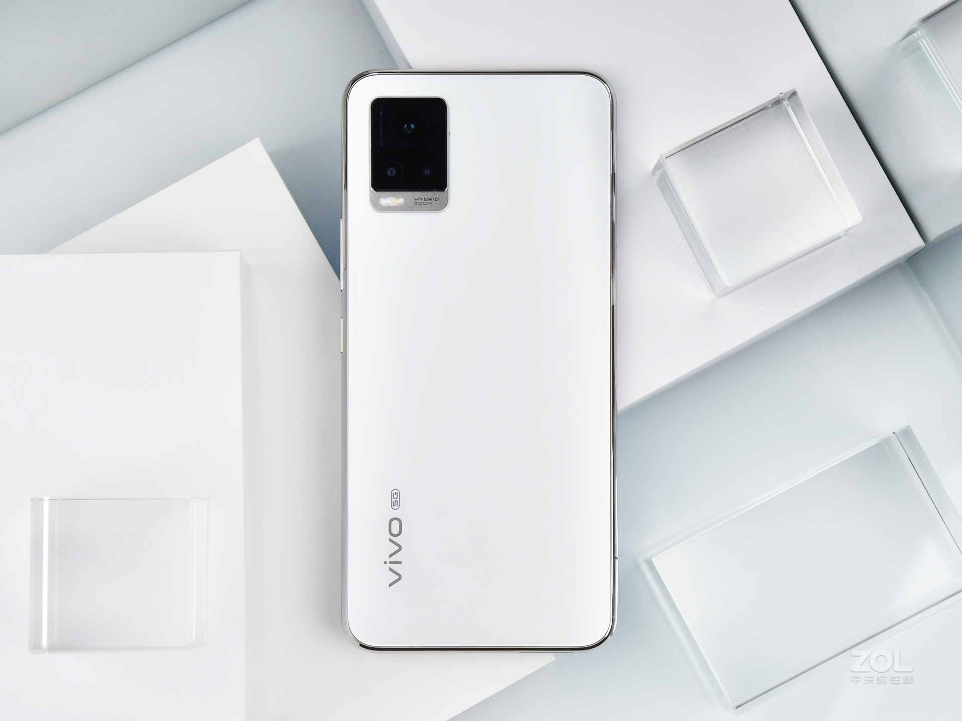 一起来享受下vivos7月光白的独特魅力之所在