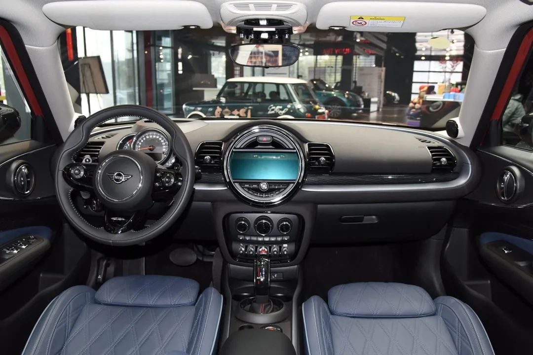 8月买车的朋友请注意，上半年小型车保值率出炉，本田飞度登顶