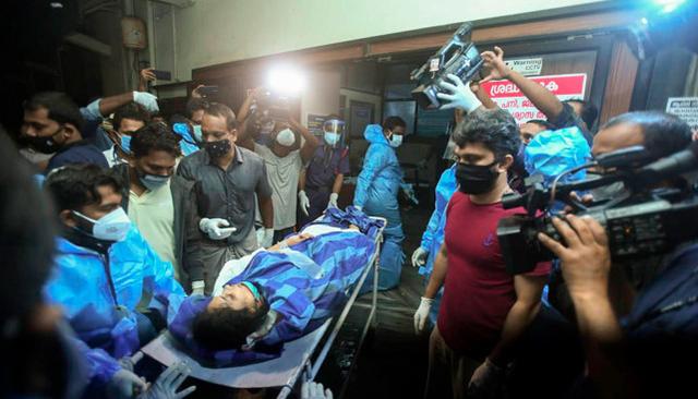 印度又摔飞机!客机失事断两截,15人死亡,机长曾是印军飞行员休闲区蓝鸢梦想 - Www.slyday.coM 印度又摔飞机!客机失事断两截,15人死亡,机长曾是印军飞行员休闲区蓝鸢梦想 - Www.slyday.coM