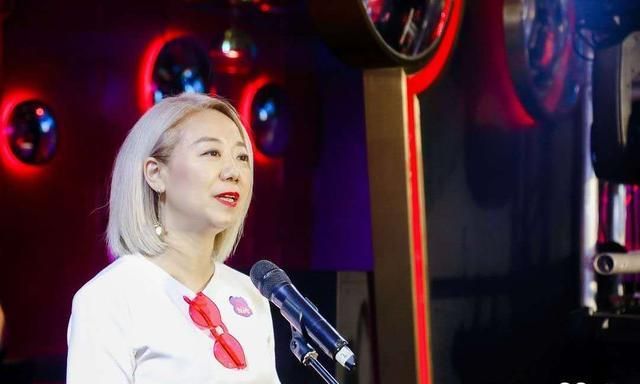 蛙来哒联合创始人罗清在88蛙来哒品牌日上发表讲话