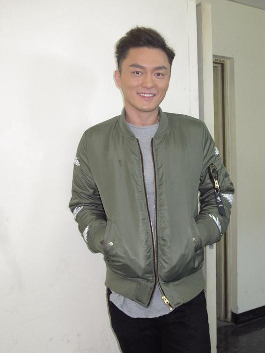 tvb艺人杨明为涉嫌酒驾解画其女友胞妹拒绝代回应