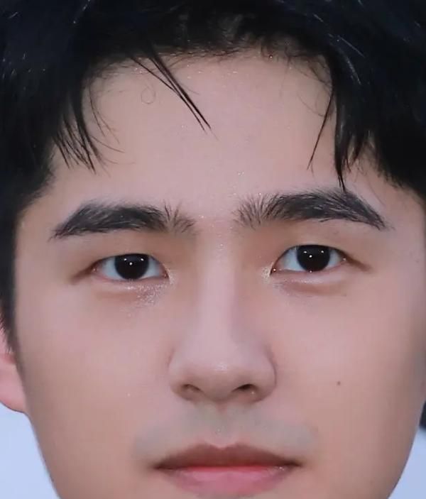 看完这场土到爆炸的顶级时装秀,我窒息了|刘昊然|中国风|欧阳娜娜