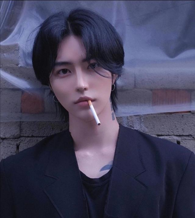 2020超帅小哥哥发型推荐