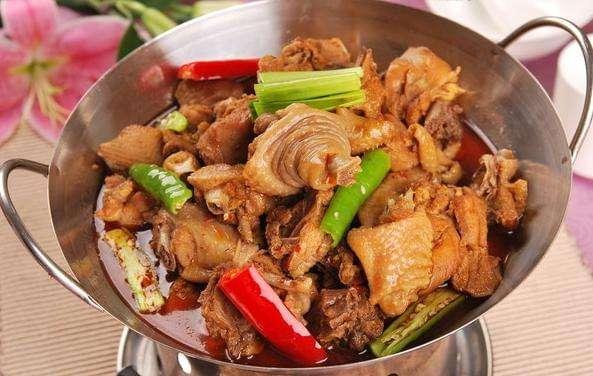 绥棱森林鸡的做法(泡椒田鸡的正宗做法)