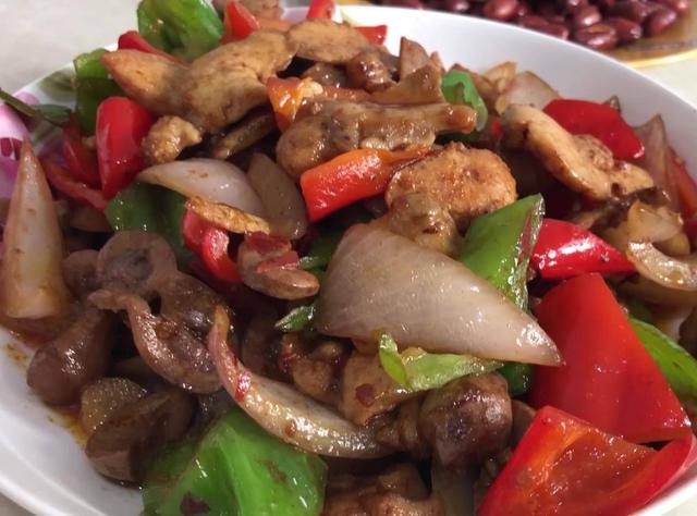 青椒爆炒羊腰子怎么烹制青椒爆炒羊腰子的做法