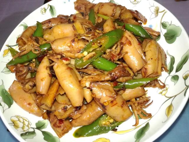 籽乌我还是喜欢麻辣味的无辣不欢啊味道超好能多吃一碗米饭