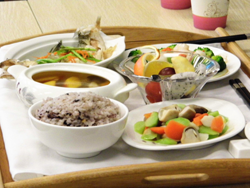 月子餐30天食谱的详细安排【月子里吃什么食物好】
