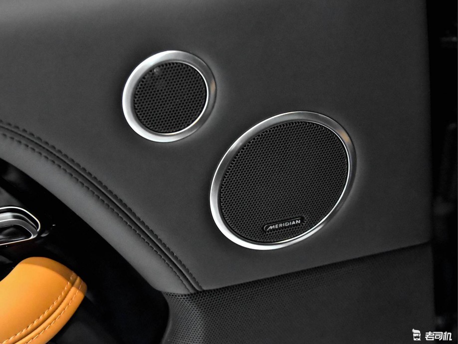 超豪华suv行政座驾 小哥带你看路虎揽胜