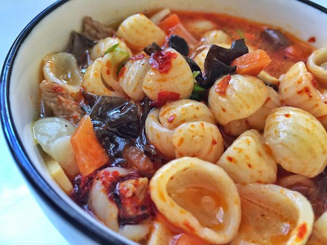 巨好吃肉丁猫耳朵面简单易做隔几天就想吃一顿这山西汤面