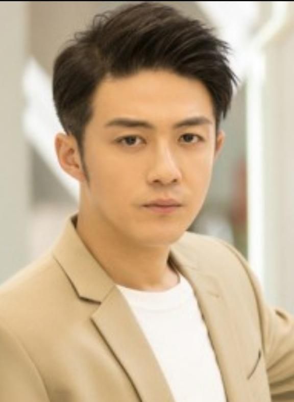 李泽锋与许子言小演员再次联手合作,曾被传是李亚鹏的侄子