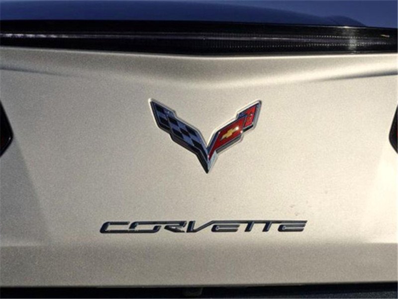 小伙为招揽生意花72万买科尔维特放门口三天后果然见效