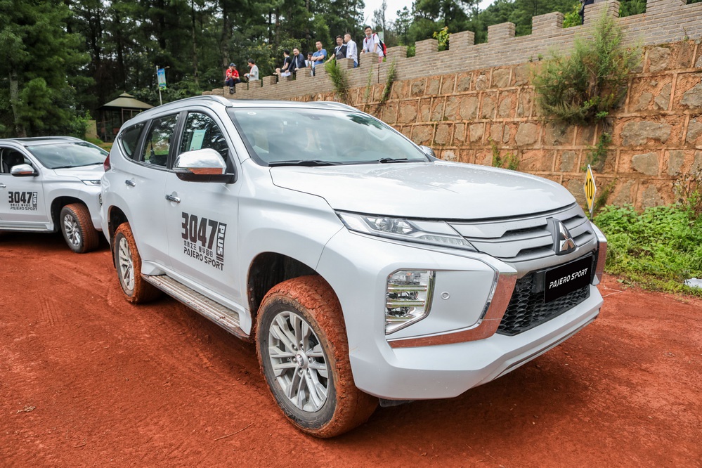 地表之王 豪华回归 pajero sport昆明玩转解密"3047plus"