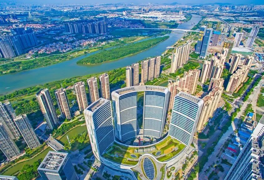 佛山新城美景( 图:卢展途)