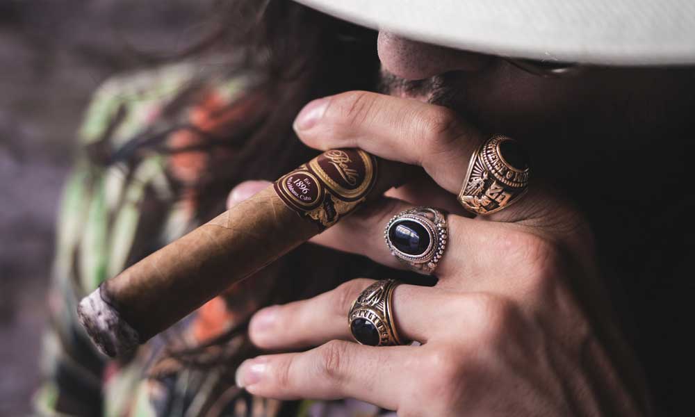 为什么香烟总是比雪茄烧得快?