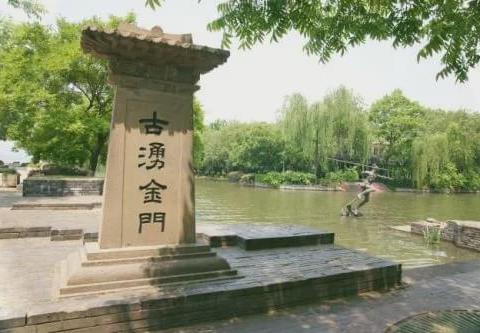 杭州涌金门有个美丽的传说，现在依然是风景优美的景点|西湖|新知_新浪新闻