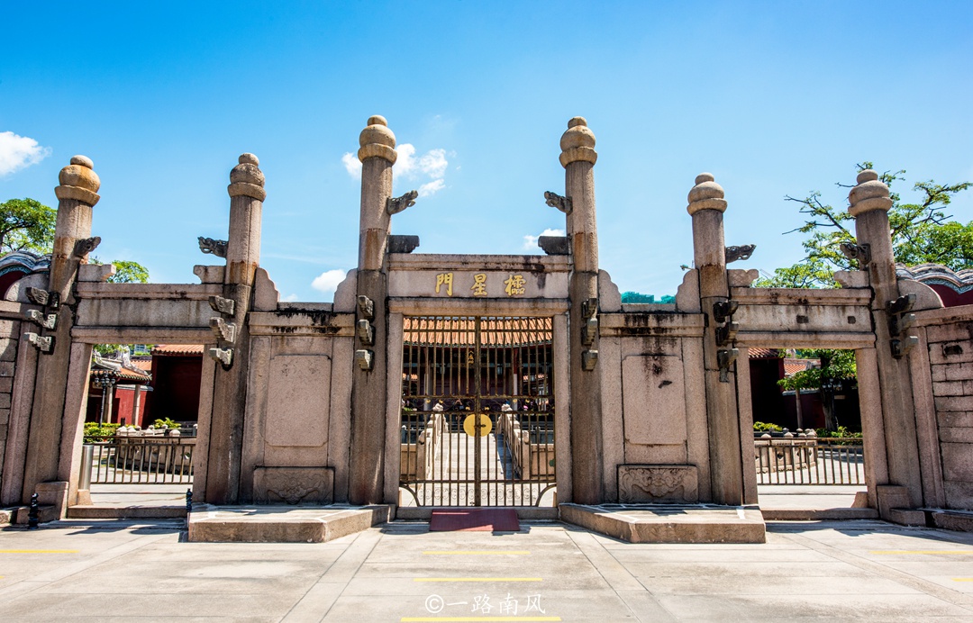 广东揭阳有一座岭南最大的县级孔庙建筑规模仅次于曲阜孔庙