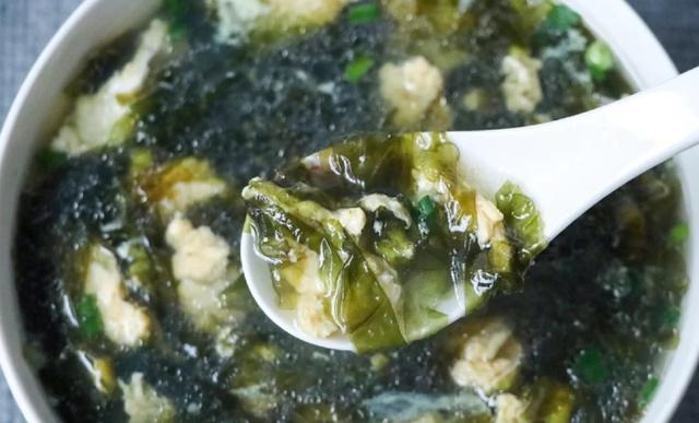 清淡鲜香又有营养的紫菜蛋花汤,夏日暖胃汤