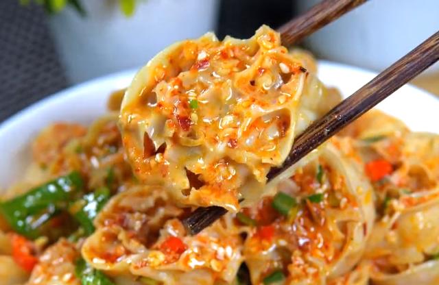 吸汁面藕最好吃的做法,香辣爽口,咬一口满嘴汤汁,一看就能学会