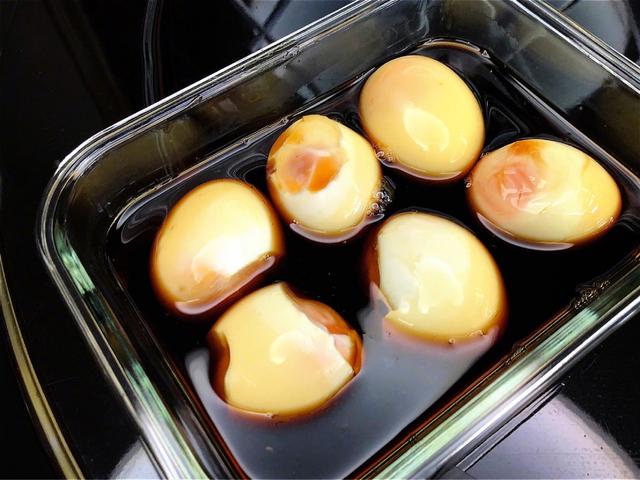日式溏心酱油蛋,我对日式拉面一般般,但是超爱日式溏心蛋