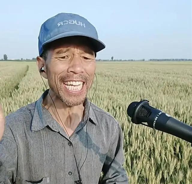 从流浪汉到千万富翁本亮大叔毫不犹豫拒绝美女网红的求婚